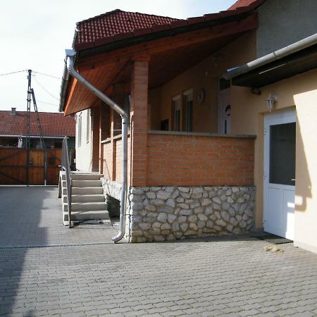 Pal Utcai Apartman Miszkolc Zewnętrze zdjęcie