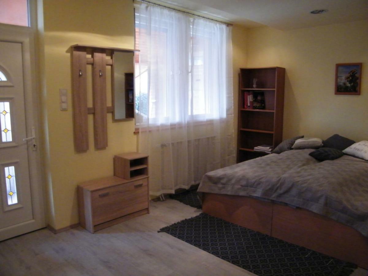 Pal Utcai Apartman Miszkolc Zewnętrze zdjęcie