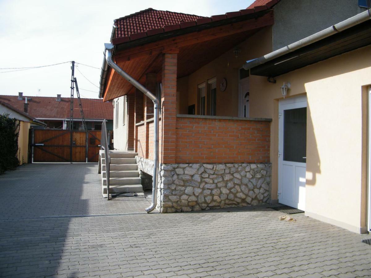 Pal Utcai Apartman Miszkolc Zewnętrze zdjęcie