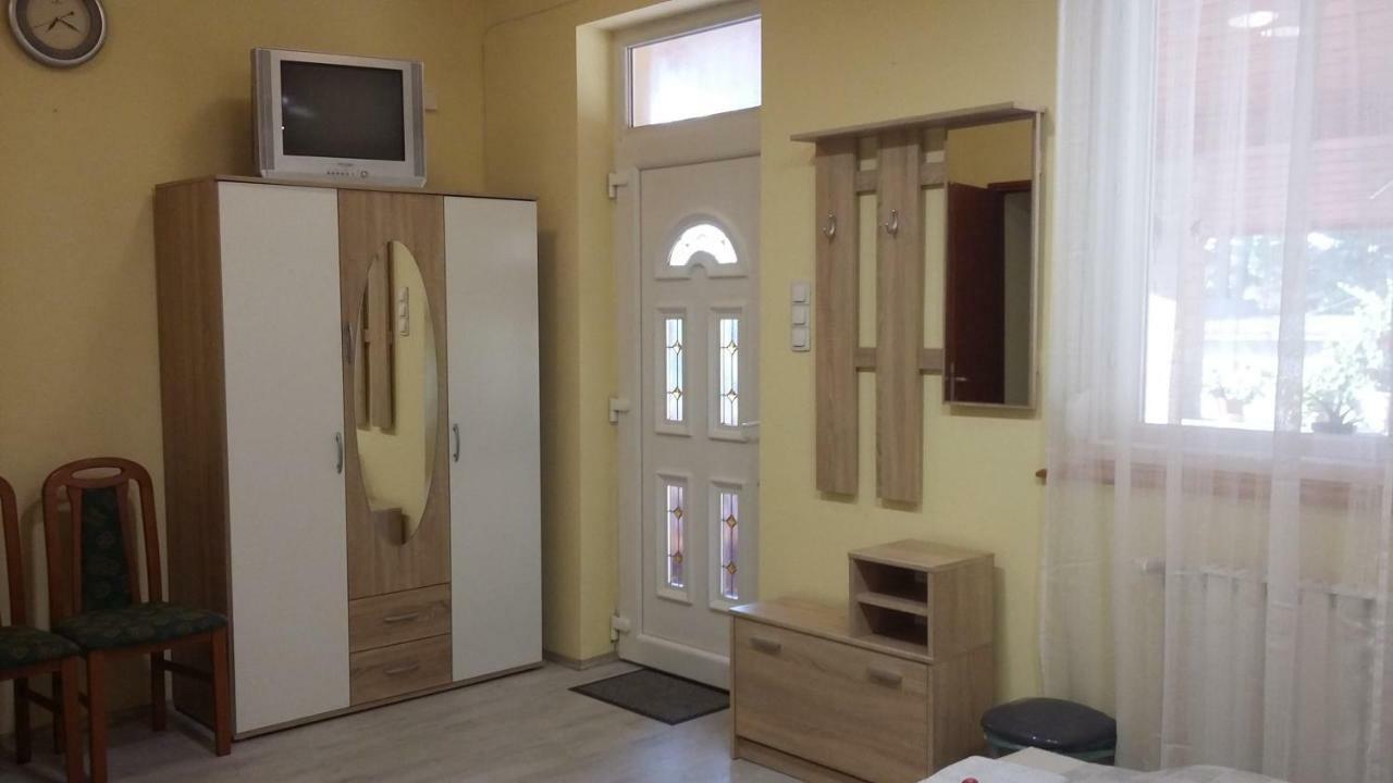 Pal Utcai Apartman Miszkolc Zewnętrze zdjęcie